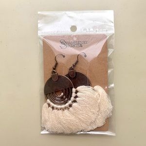 boho boutique earrings!!